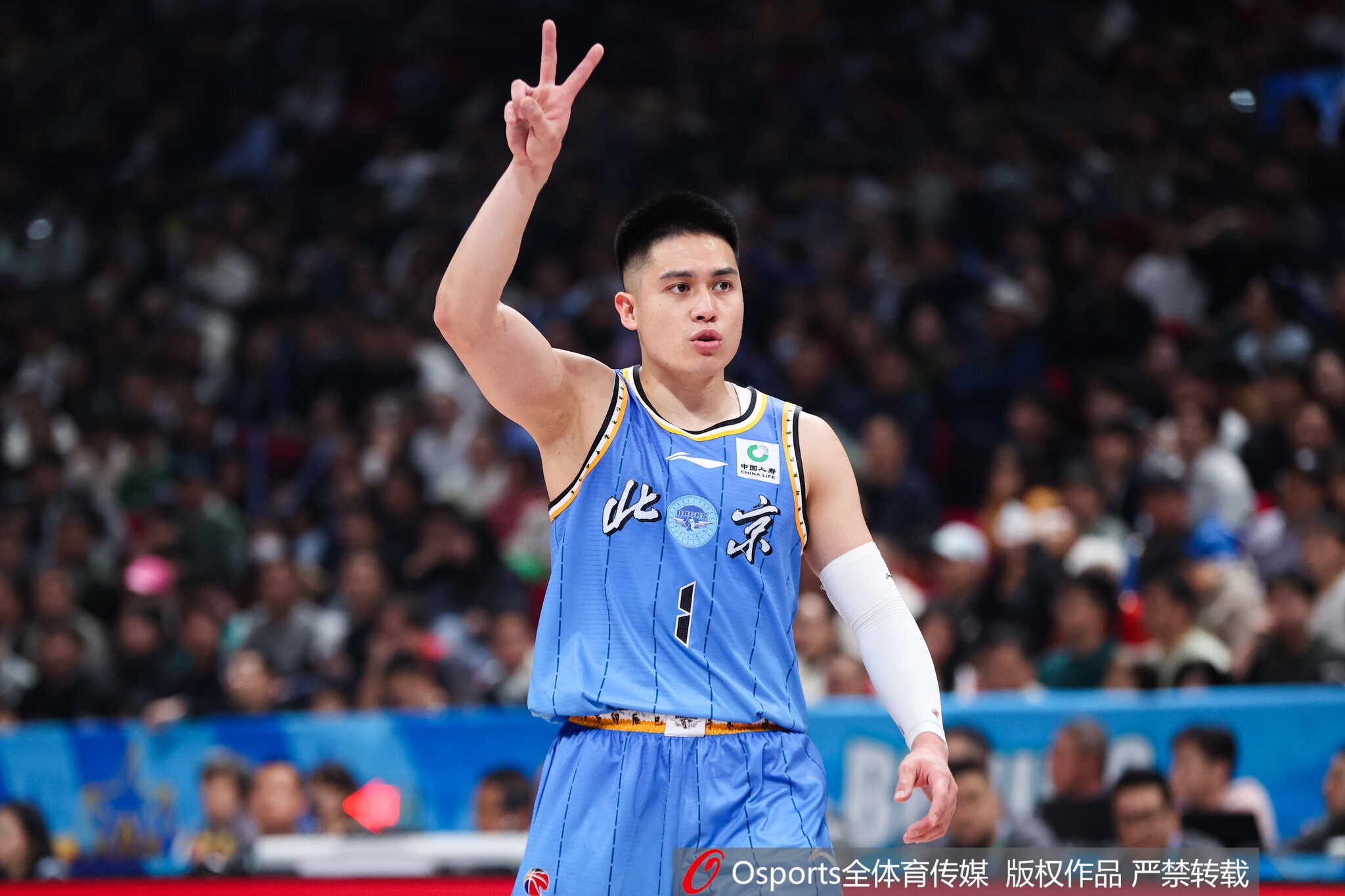 陈盈骏赴美特训:师从老熟人哈克比,侧重后卫专项技能