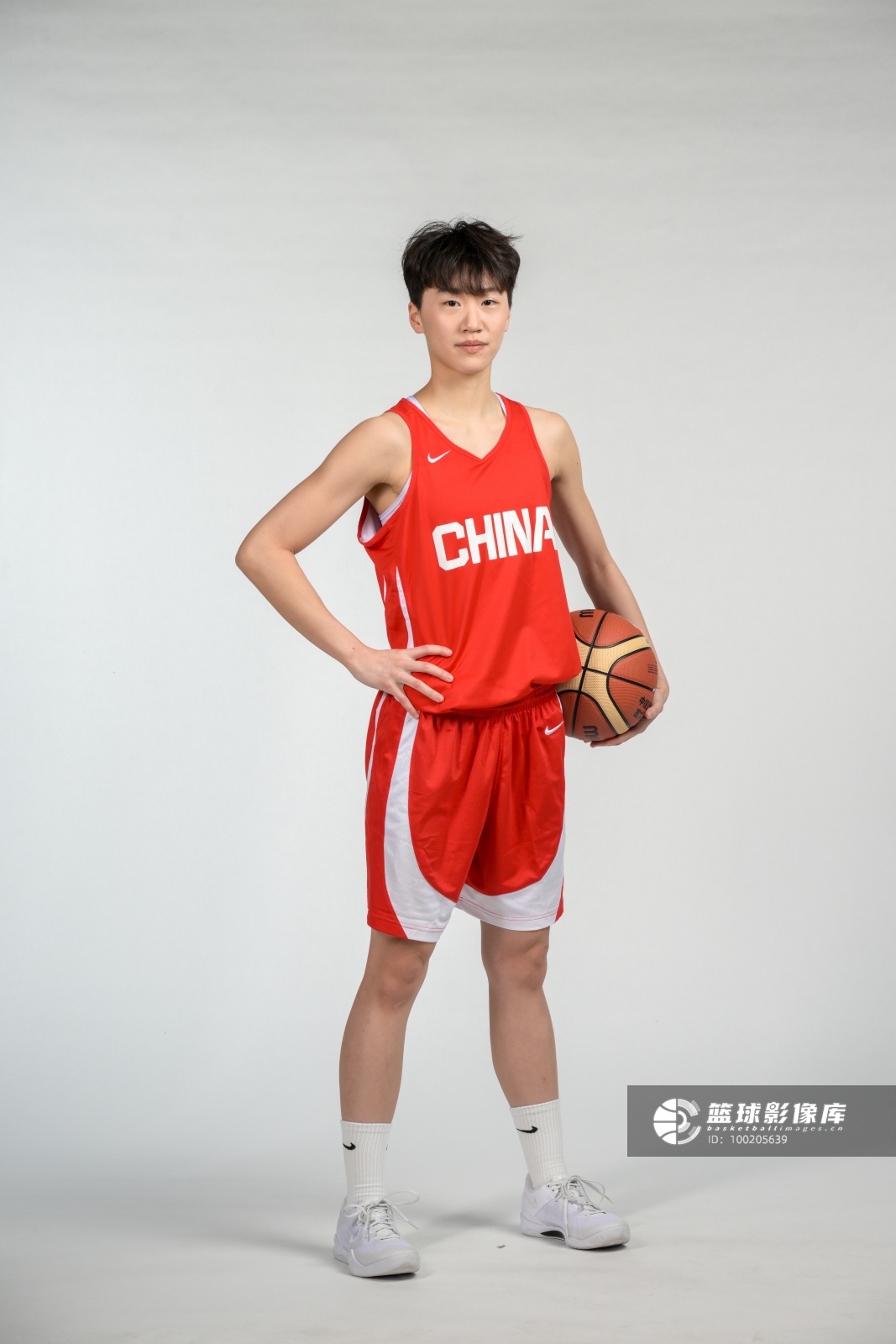 9分钟弹无虚发,冯颖高效输出助中国U17女篮险胜斯洛文尼亚