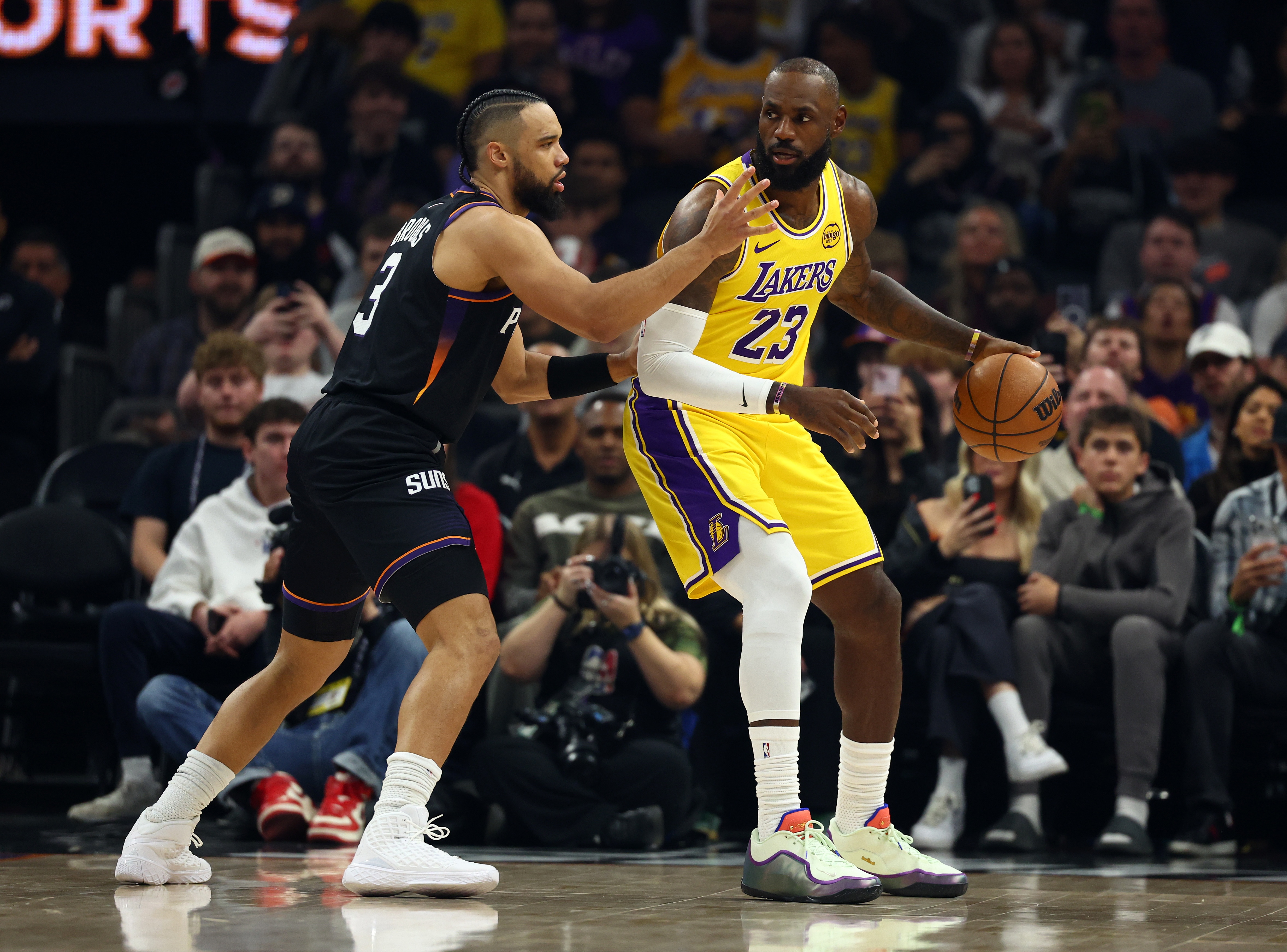 狄龙·布鲁克斯评NBA五大“抱怨大王”:东契奇库里领衔