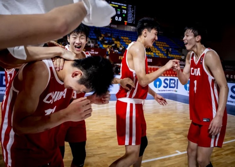 媒体人:这批中国U18男篮确实展现出了非常不错的气质和技术