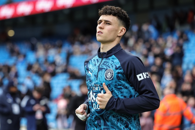 邮报:26岁福登迎生涯最关键赛季,他需要掌握自己的命运
