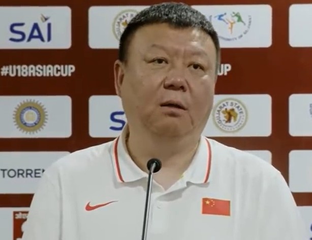中国U18男篮夺亚洲杯亚军!王建军:有点遗憾 希望在未来夺得冠军